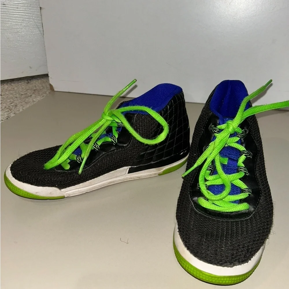 Jordan Black and Green High-Top Sneakers size 1Y